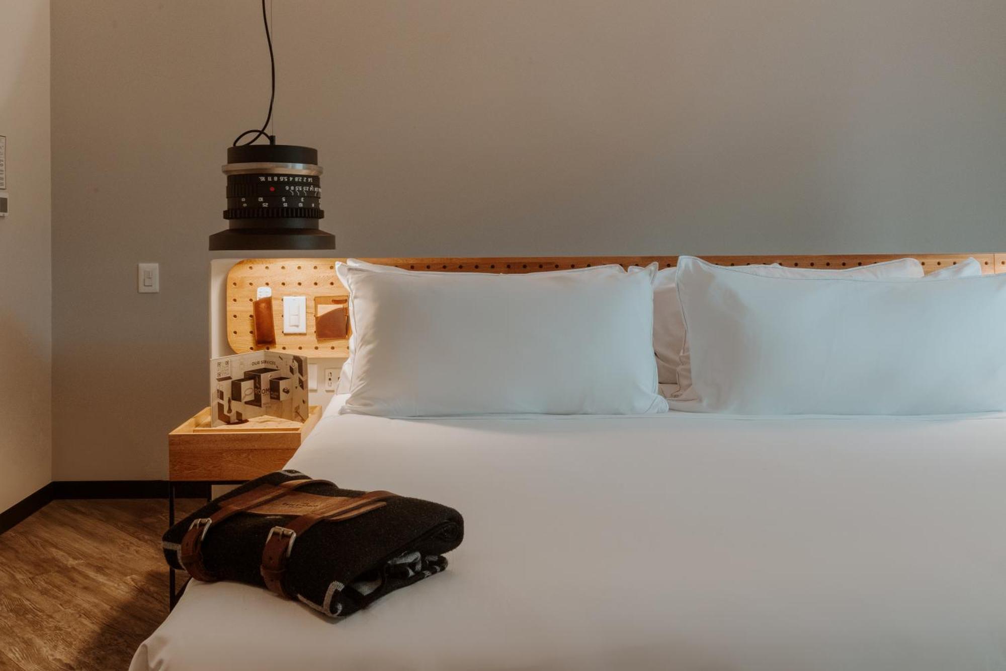 The Click Clack Hotel Medellín Exteriör bild A room at the hotel