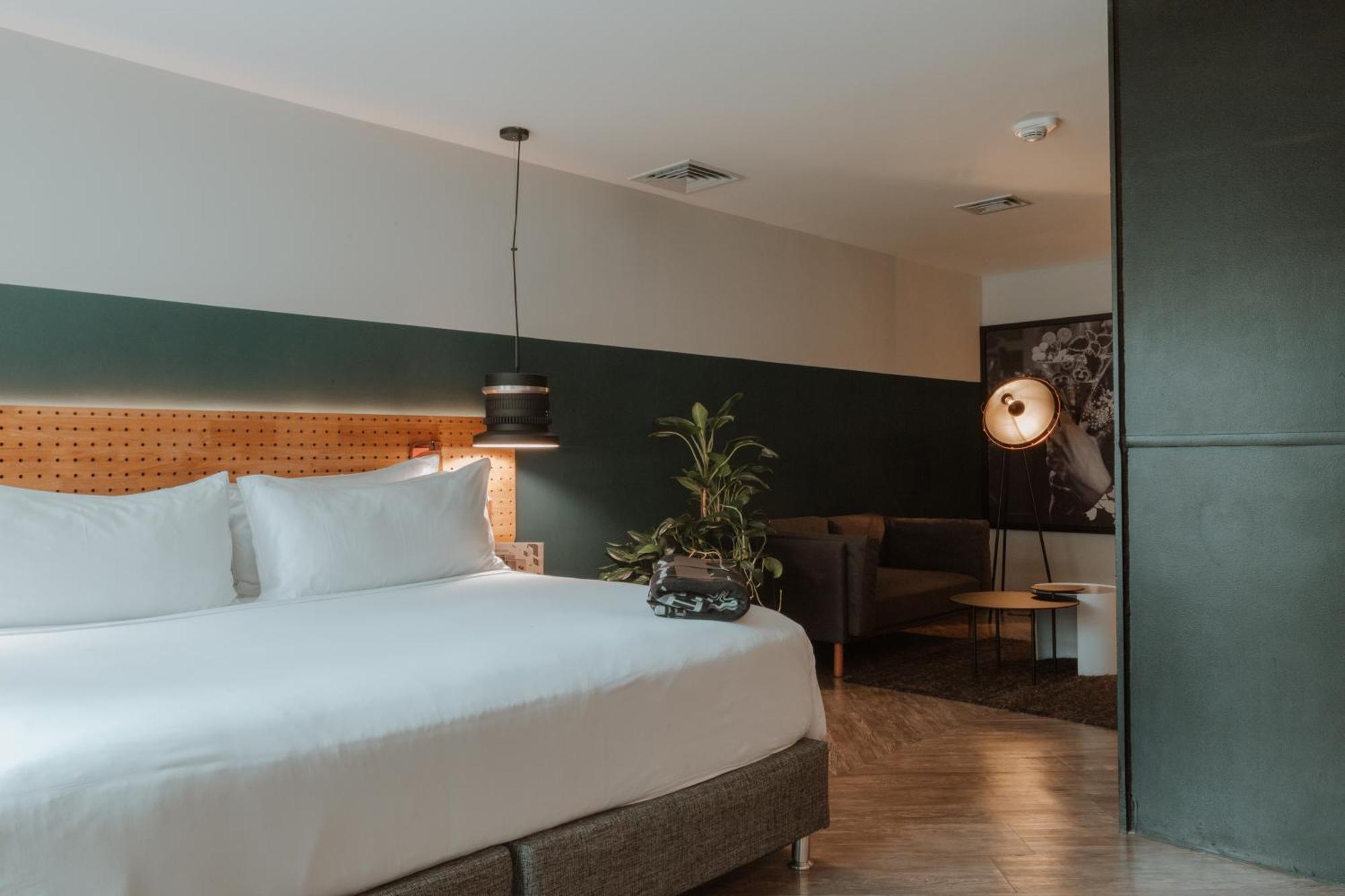 The Click Clack Hotel Medellín Exteriör bild A room at the hotel